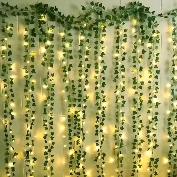 Cortina de luz de 3x3 más 12 tiras de hiedra artificial de 3 mts de largo☘️🌿🍃